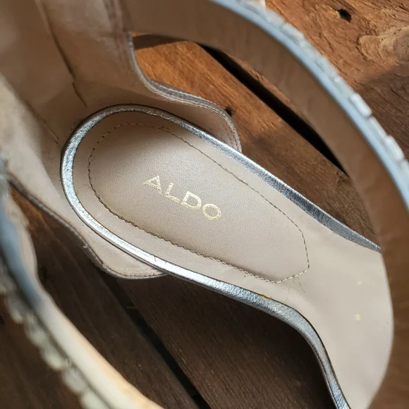 🔥🔥4.5 inch ALDO heels Size 8.5 - Picture 4 of 9